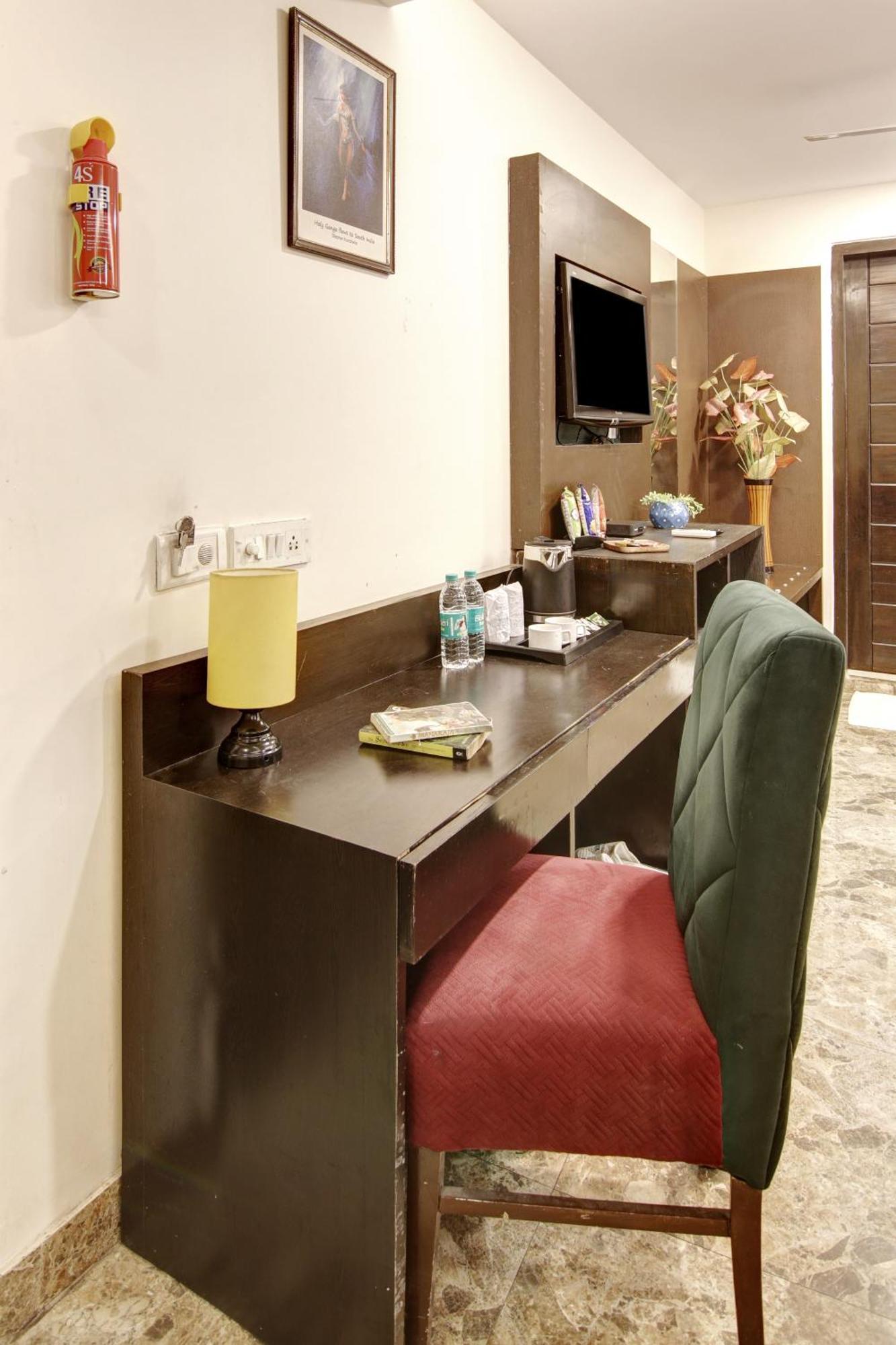 Hotel Wk Comfort - Near White Clove New Delhi Exterior foto