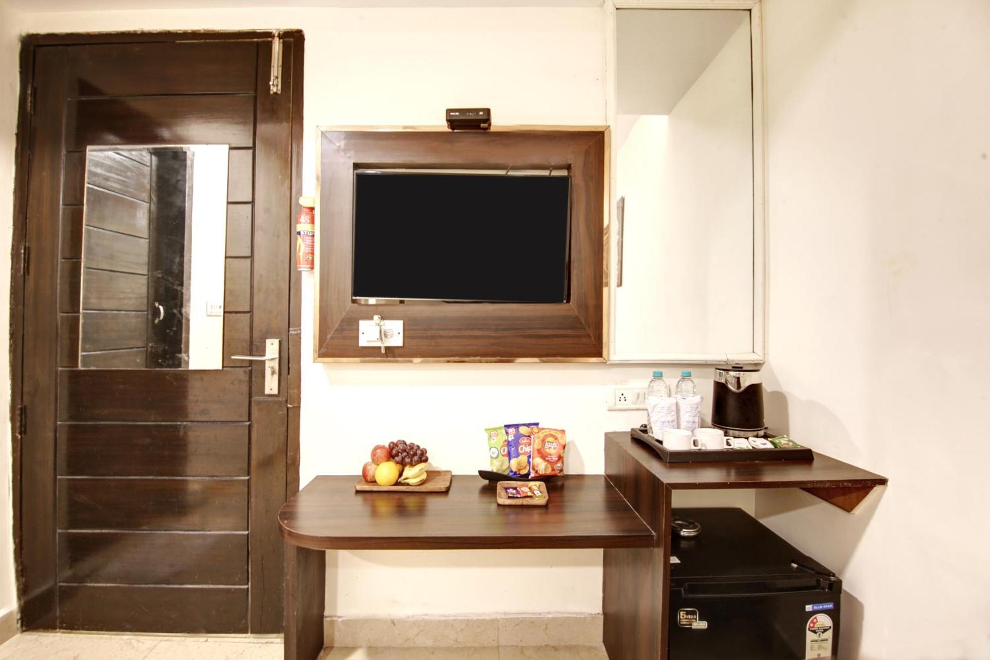 Hotel Wk Comfort - Near White Clove New Delhi Exterior foto