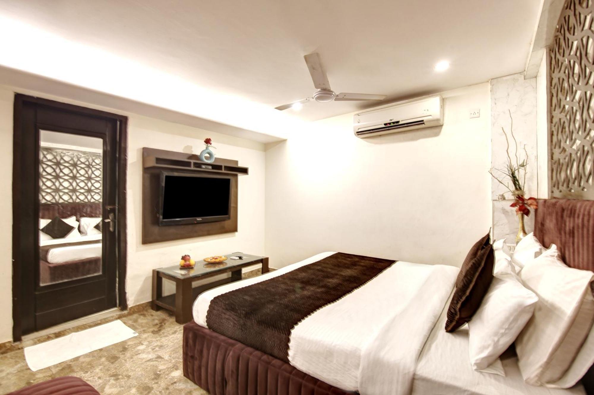 Hotel Wk Comfort - Near White Clove New Delhi Exterior foto